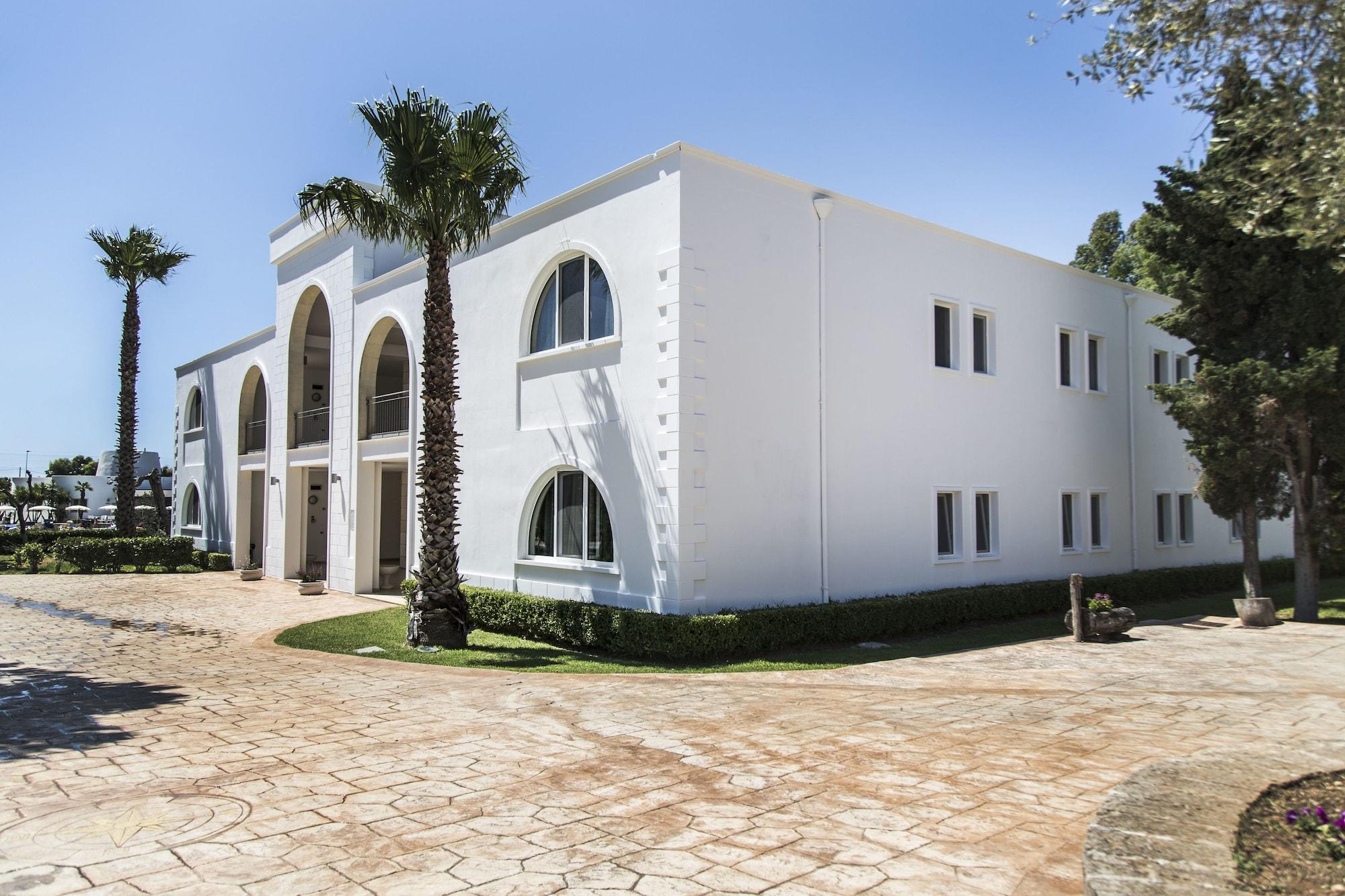 Dolmen Sport Resort Минервино ди Лече Екстериор снимка